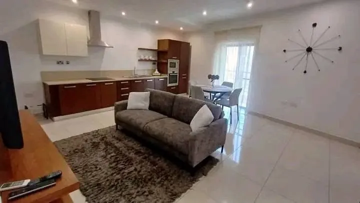 Spacious 2-Bedroom Apartment
