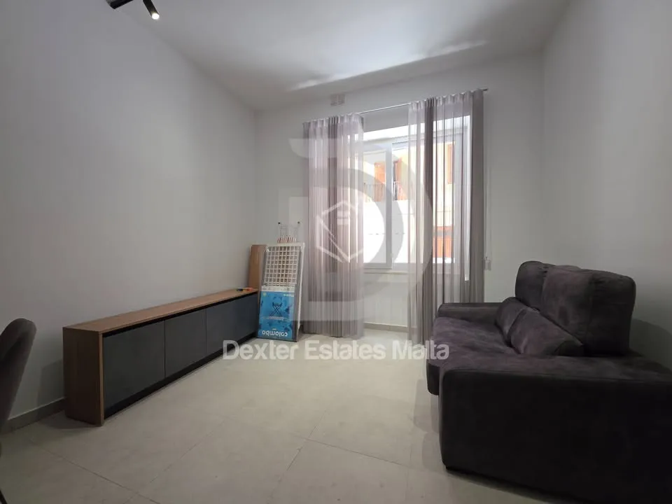 Sliema close to Exiles Bay Beach