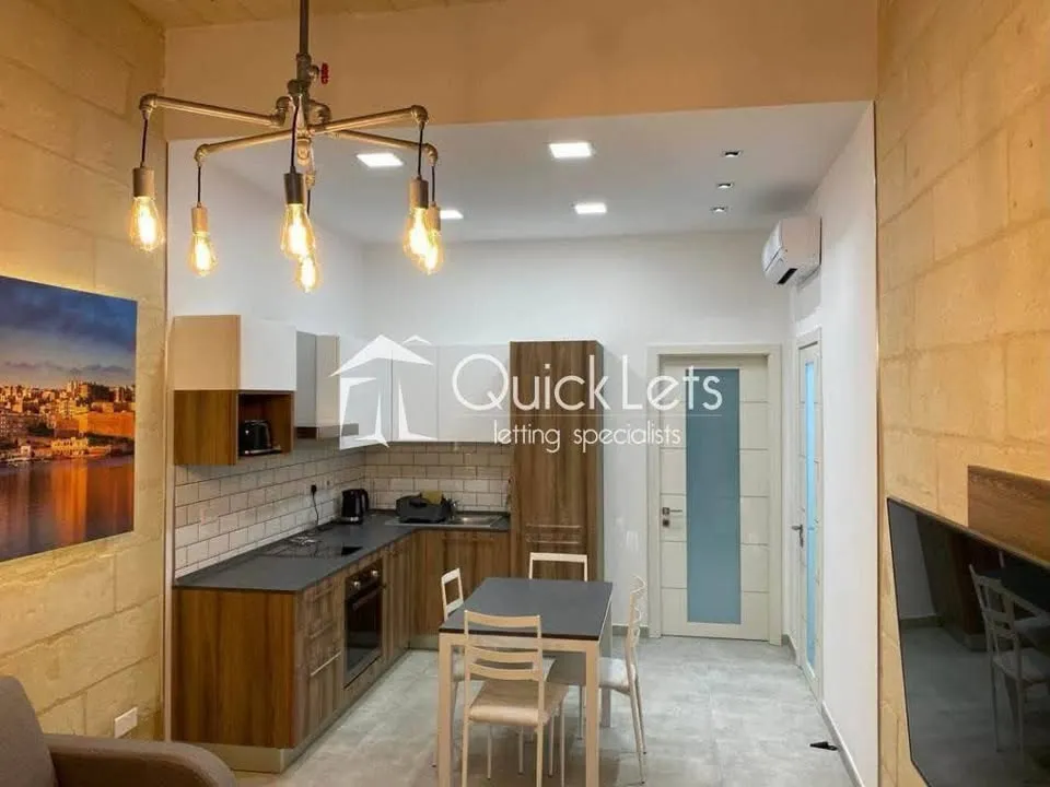 1 Bedroom Maisonette in Qormi