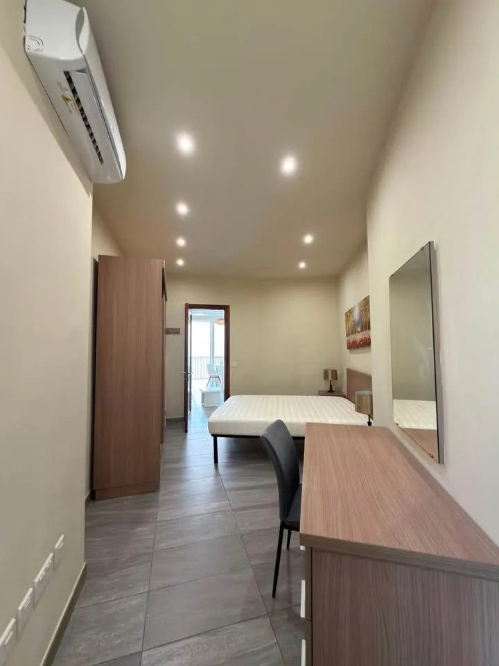 SLIEMA - €1.350