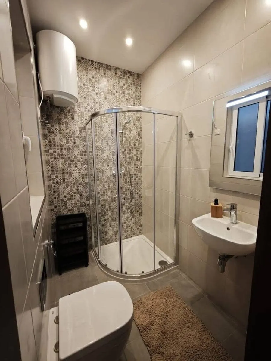 Brand New Modern Apartment