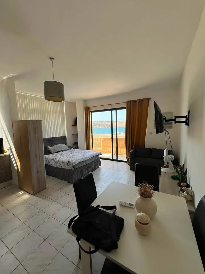 Bright Studio Apt - ST PAULS BAY