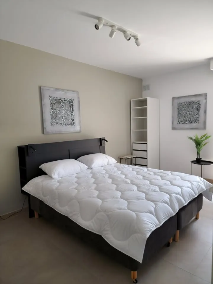 Three Double Bedroom Apartment (sleeps 6)