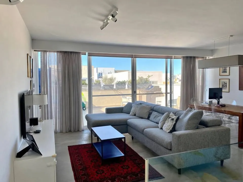 2-Bedroom Penthouse | 5min From St. Julian’s