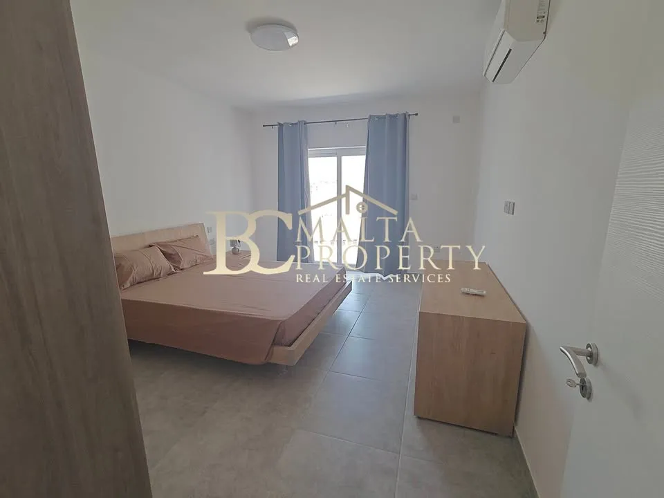 Modern 2-Bedroom Penthouse in Gzira