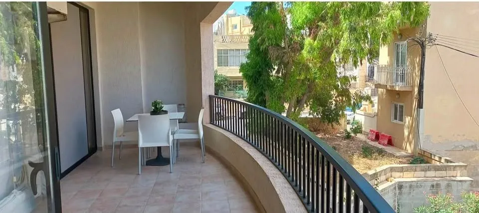 Stylish 3 Bedroom Apartment in the Heart of St. Julian’s
