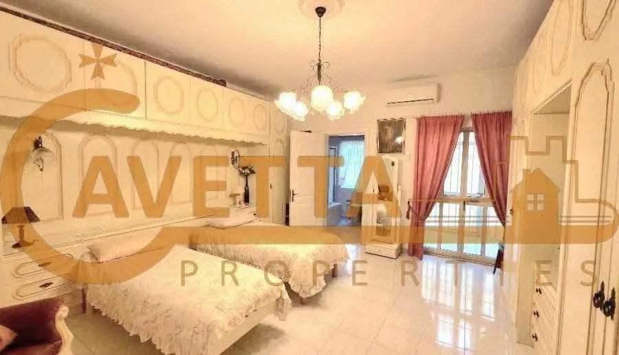 SLIEMA APARTMENT €2,000