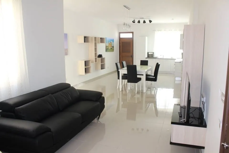 Apartment in San Ġiljan