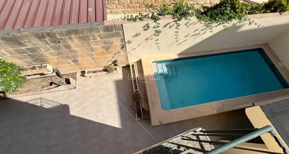 Spacious 3-bedroom semi-detached villa in Attard