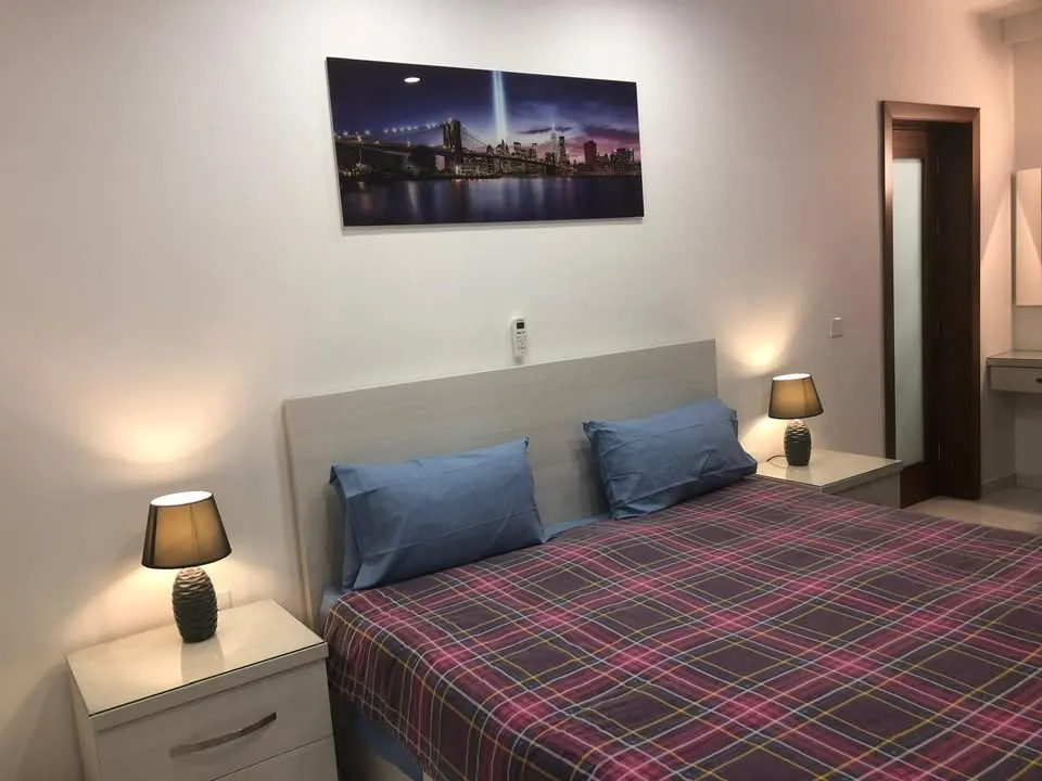 2 Bedroom Apartment in Gżira
