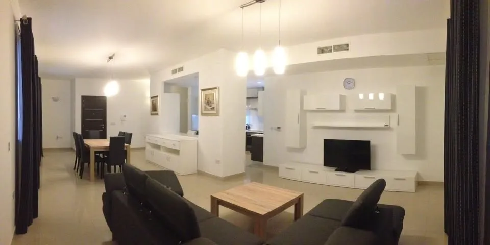 Spacious and modern 3 bedroom apartment in Sliema