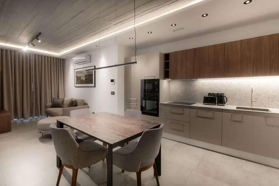 SALINA ULTRA MODERN PENTHOUSE