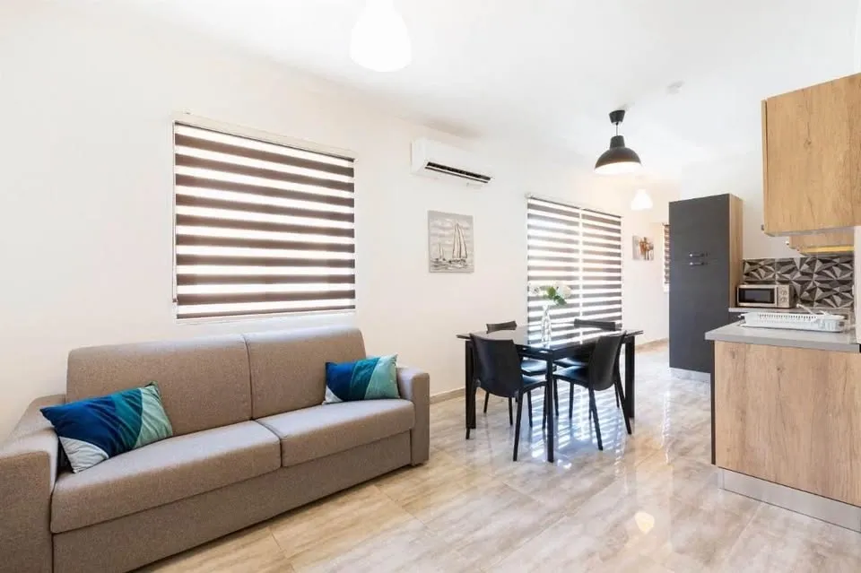 Spacious 2-Bedroom Apartment in Prime Kalkara Location