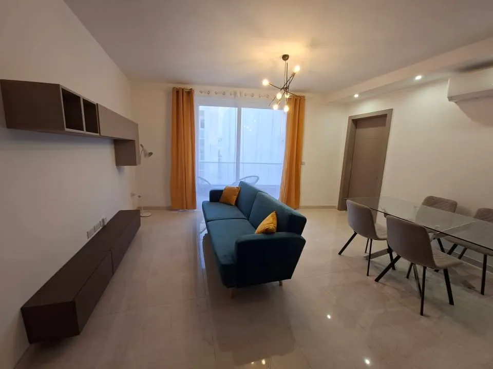 New modern flat in Qwara