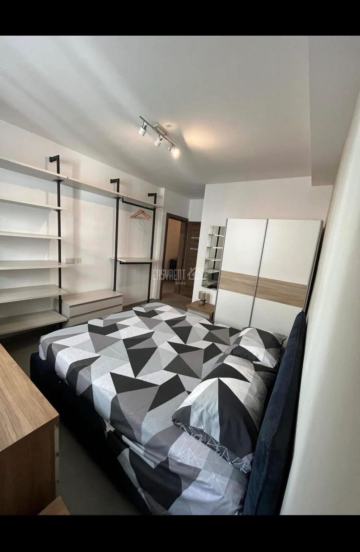 Swieqi | 2 Bedroom Maisonette for Rent