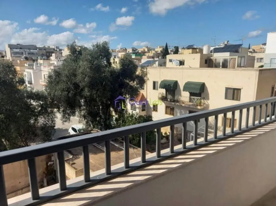 Well maintained | 3-Bedroom Apartment in St Julian’s