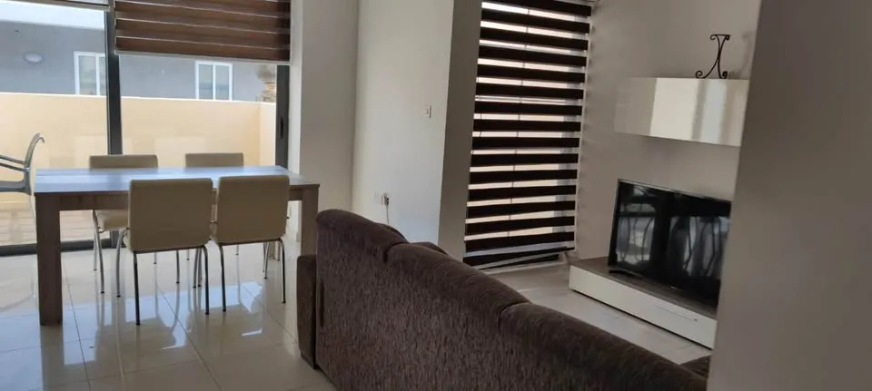 Penthouse for long let in Sliema