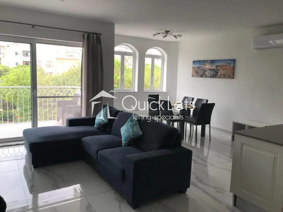 Swieqi apartment for rent
