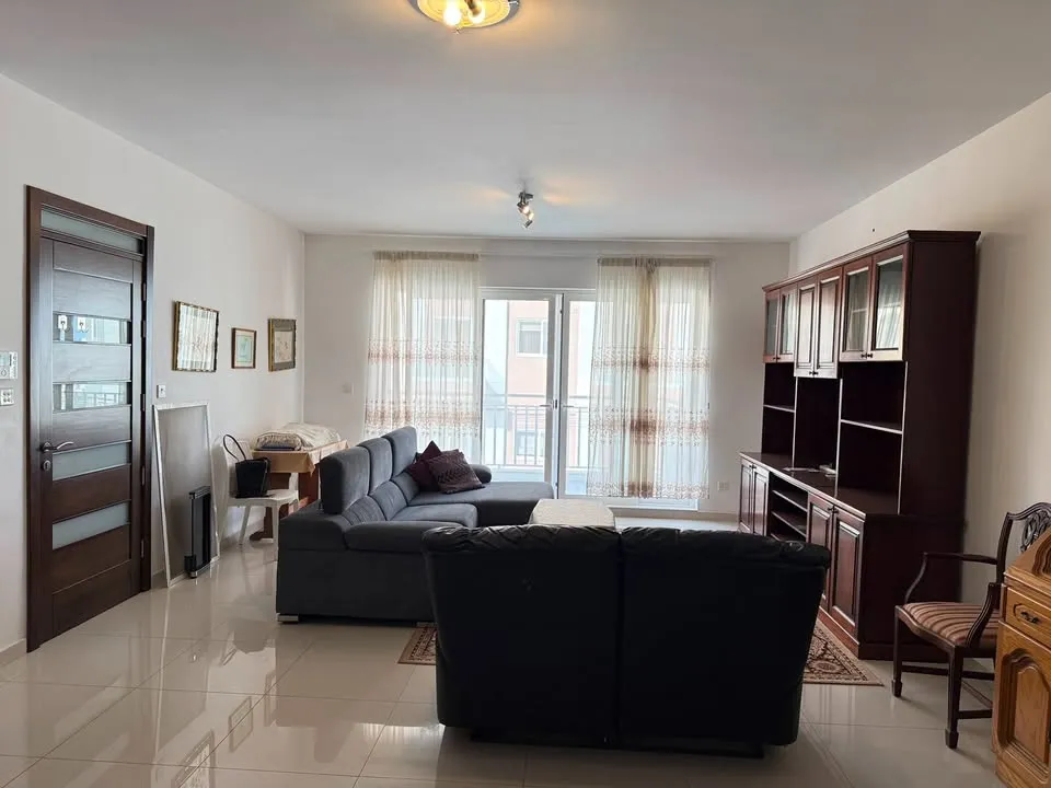 Bright & Spacious Apartment in a Very Quiet Area