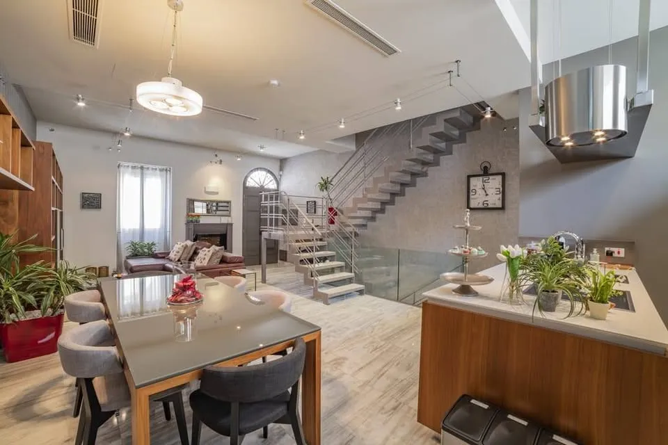 SLIEMA – SPACIOUS 3 DOUBLE BEDROOM TOWNHOUSE JUST METRES FROM THE SEAFRONT