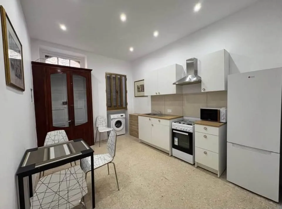 Apartment for rent in Ħamrun