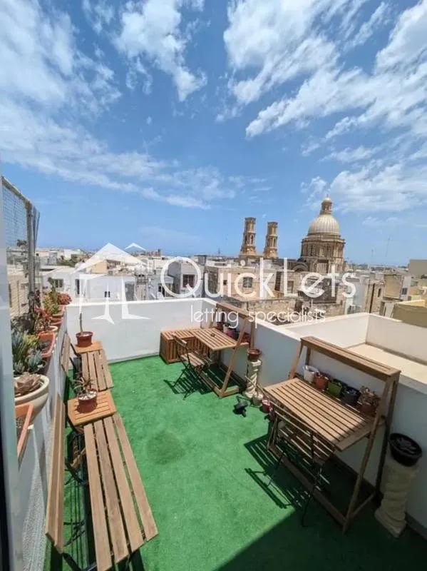 Studio apartment in Hamrun