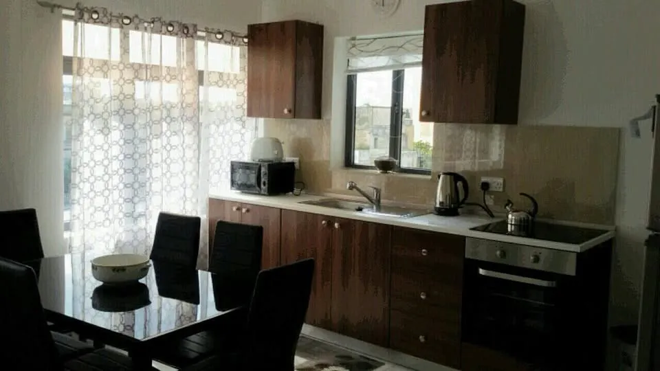 PAOLA APARTMENT