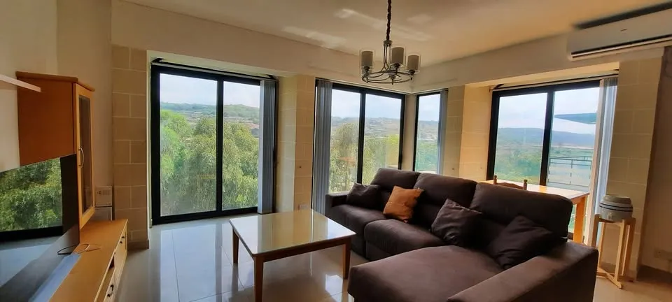 Modern 2-Bedroom Apartment for Rent – Xemxija