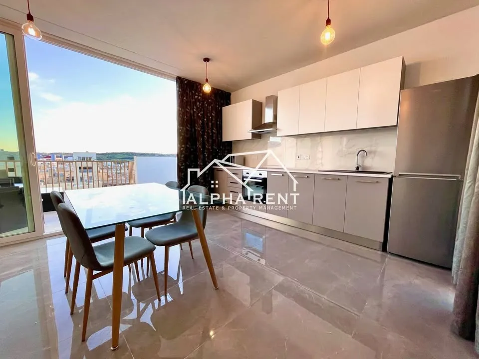 Spacious 2-Bedroom Apartment in Bugibba