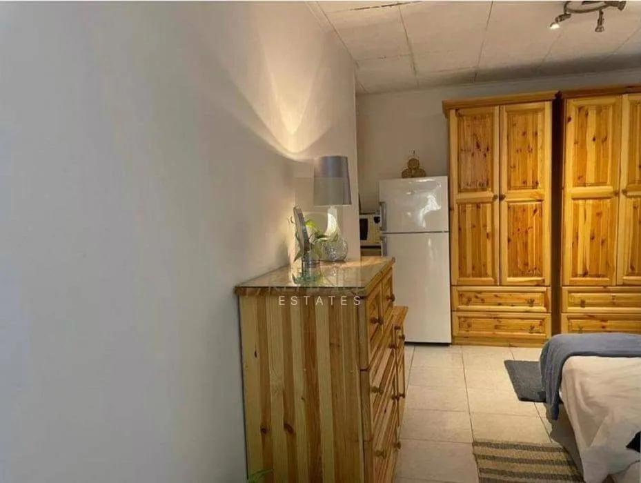 1 Bedroom Apartment near Valletta
