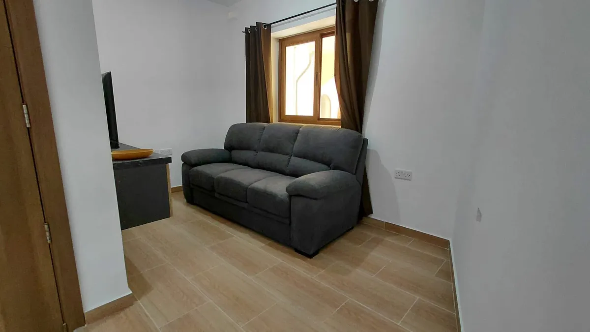 3bedroom apartment