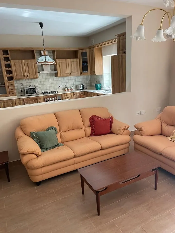 PEMBROKE APARTMENT