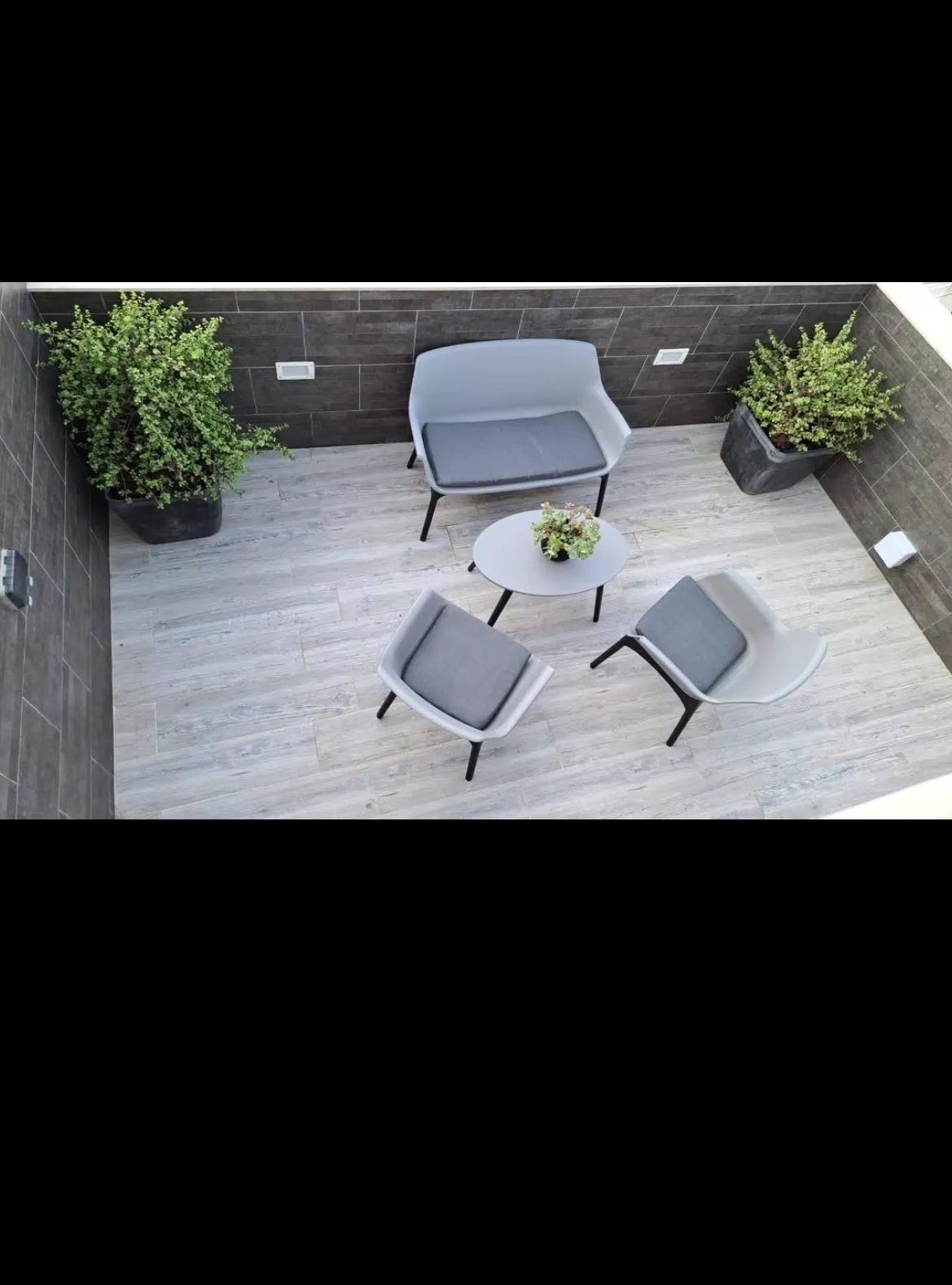 MGARR - 2 BEDROOMS PENTHOUSE FOR RENT