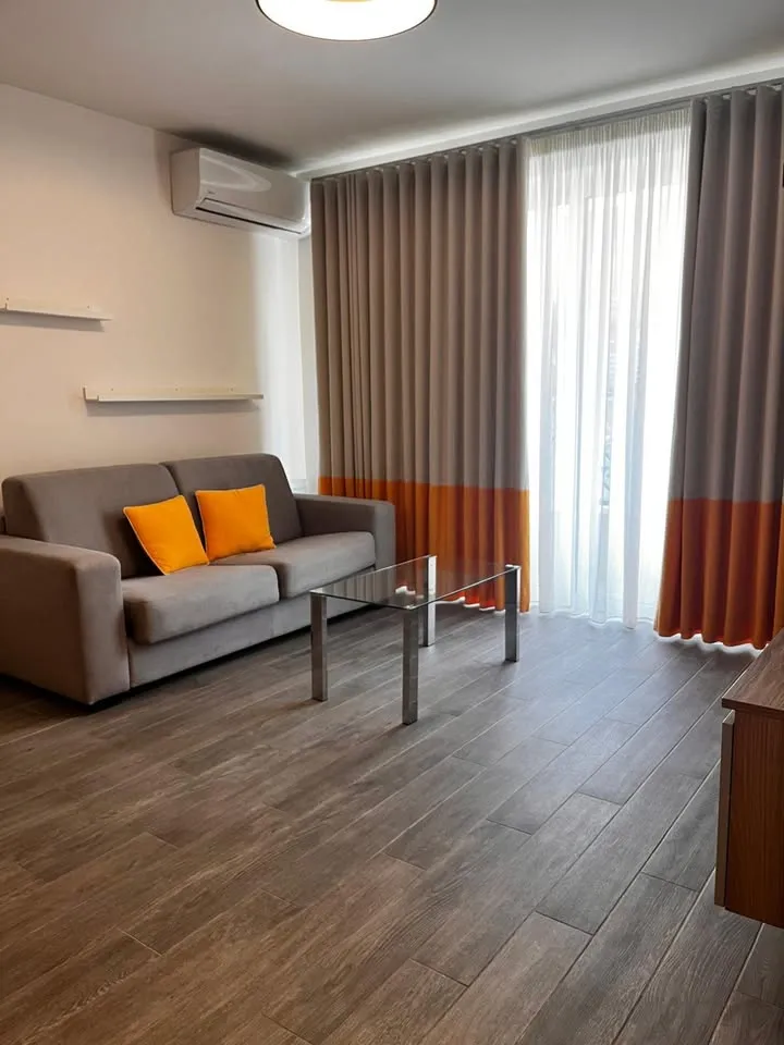 KAPPARA | BRIGHT, MODERN TWO-BEDROOM CORNER APARTMENT