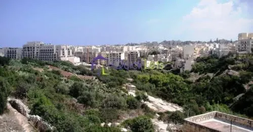 St. Julians three double bedrooms apartment
