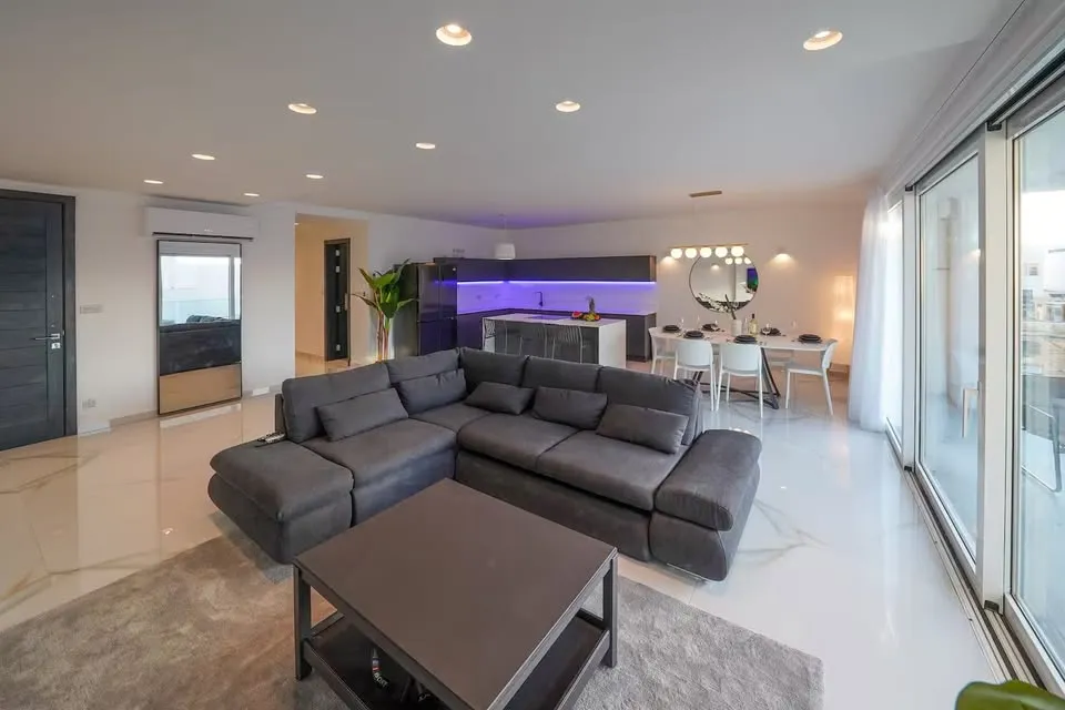 SWIEQI MODERN APARTMENT