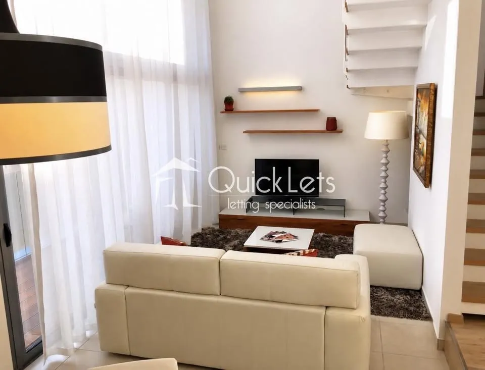 One-bedroom apartment in Portomaso complex