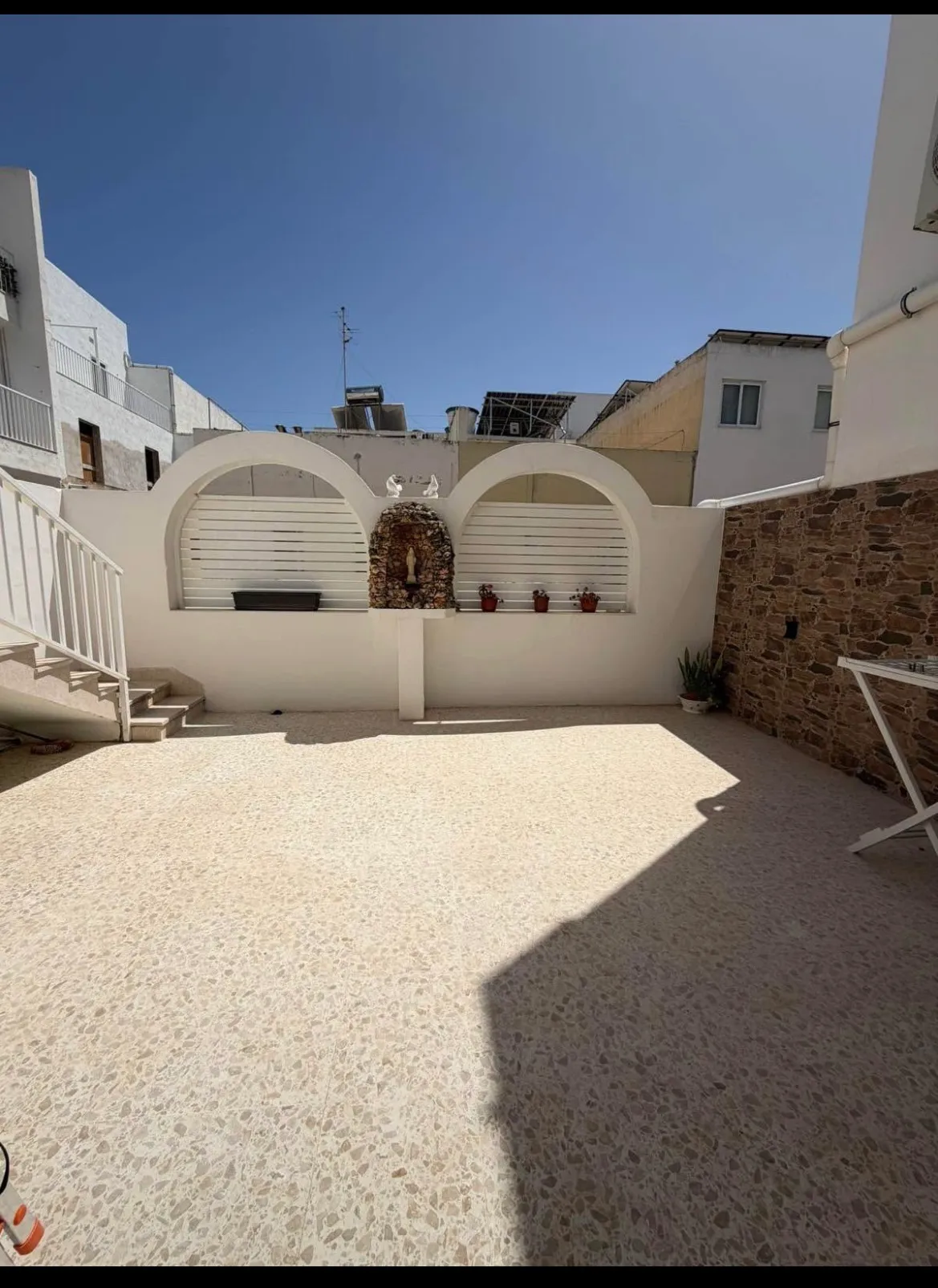 Brand new 3 bedroom & 2 bathroom house in Kappara
