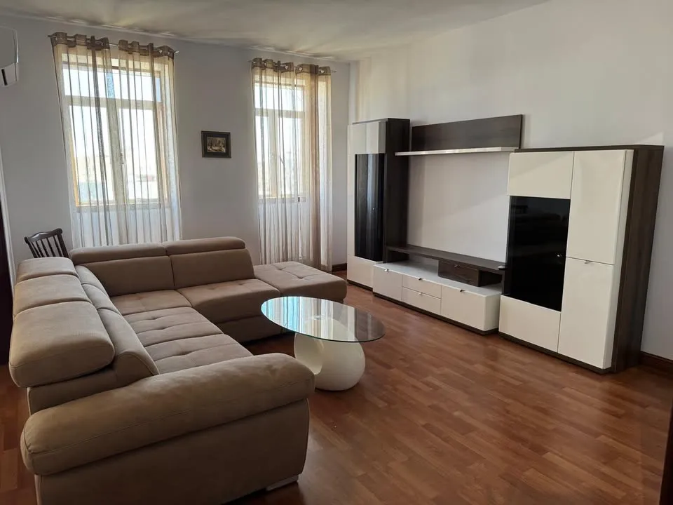 Bright and spacious 2-bedroom apartment in Santa Luċija