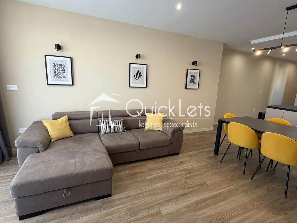 3-Bedroom Apartment in Żurrieq
