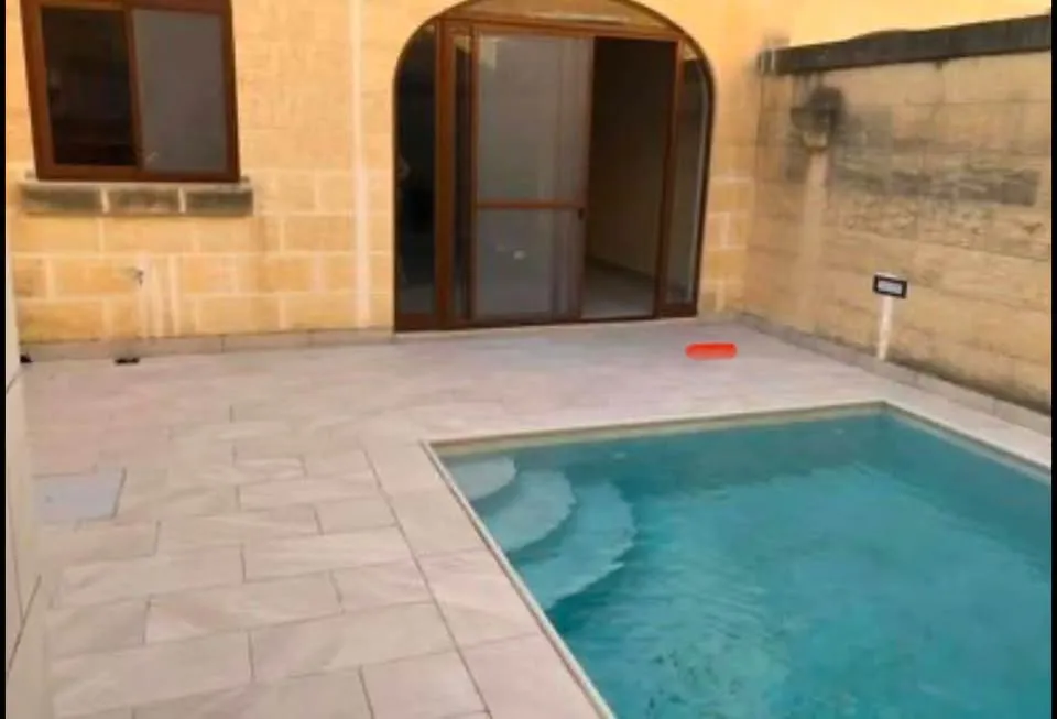 Semi furnished house with pool in the tranquil village of Xewkija