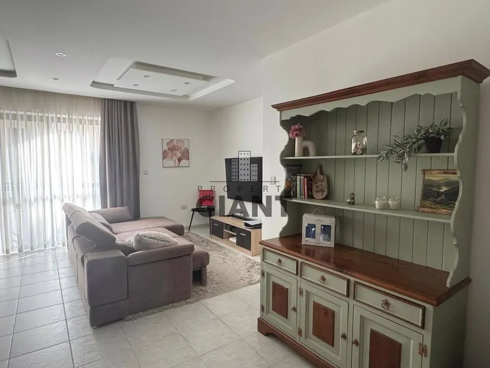 3 Bedroom Apartment in Qawra