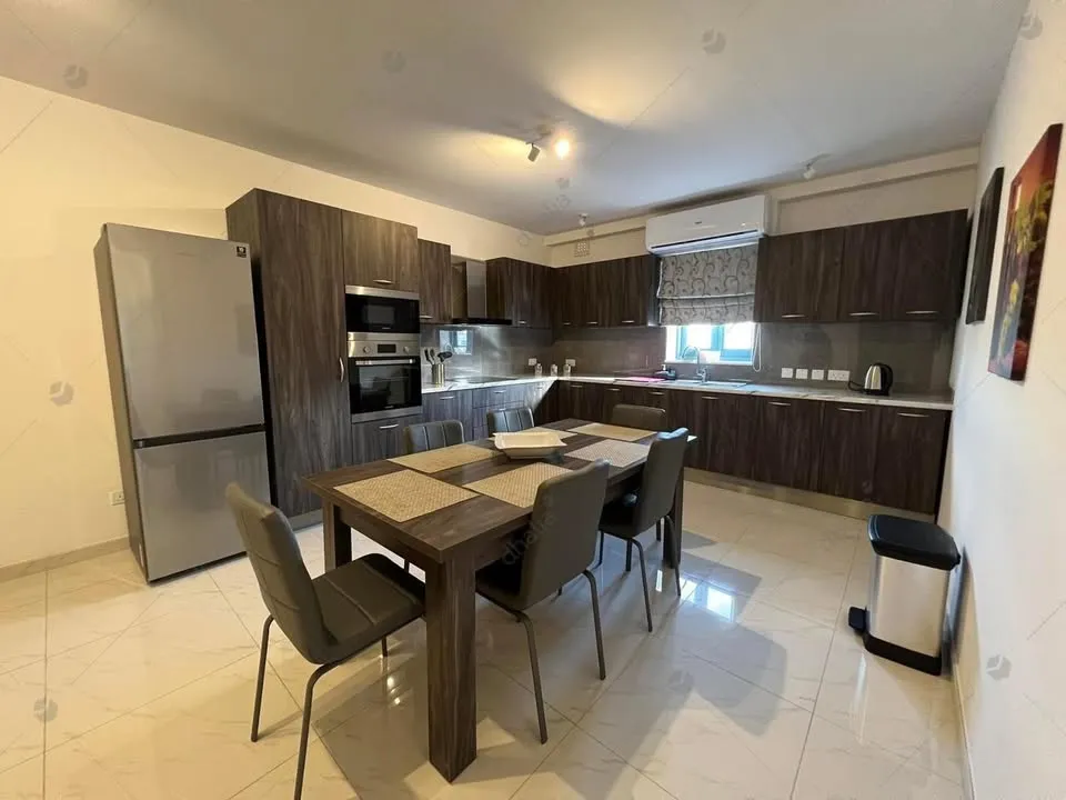 SANTA VENERA 3 BEDROOM APARTMENT FOR RENT