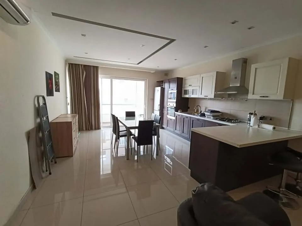 SPACIOUS 3 BEDROOM APARTMENT FOR LONG LET IN ATTARD
