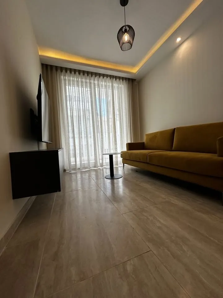 3 DOUBLE BEDROOMS • BRIGHT • GREAT LOCATION
