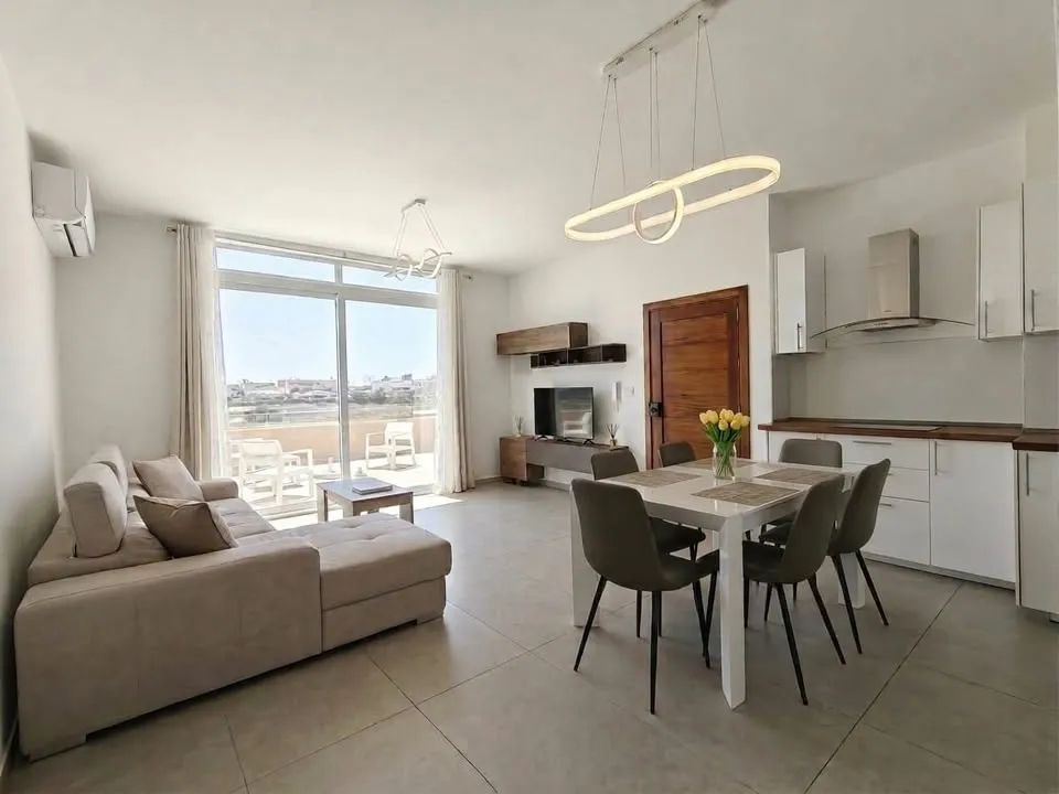 XGĦAJRA | SEAVIEW & COUNTRY VIEW PENTHOUSE