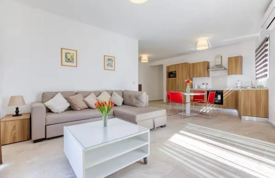 Modern 2 double bedroom flat available for long let in Sliema