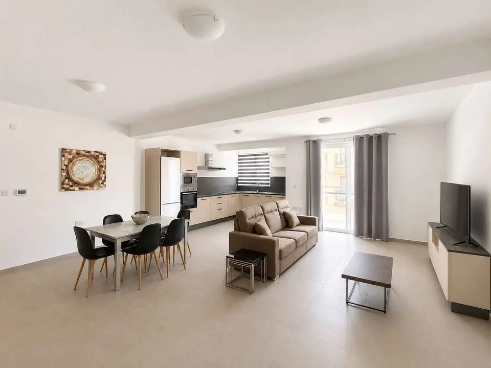 Swieqi | Brand-New 3-Bedroom Apartment