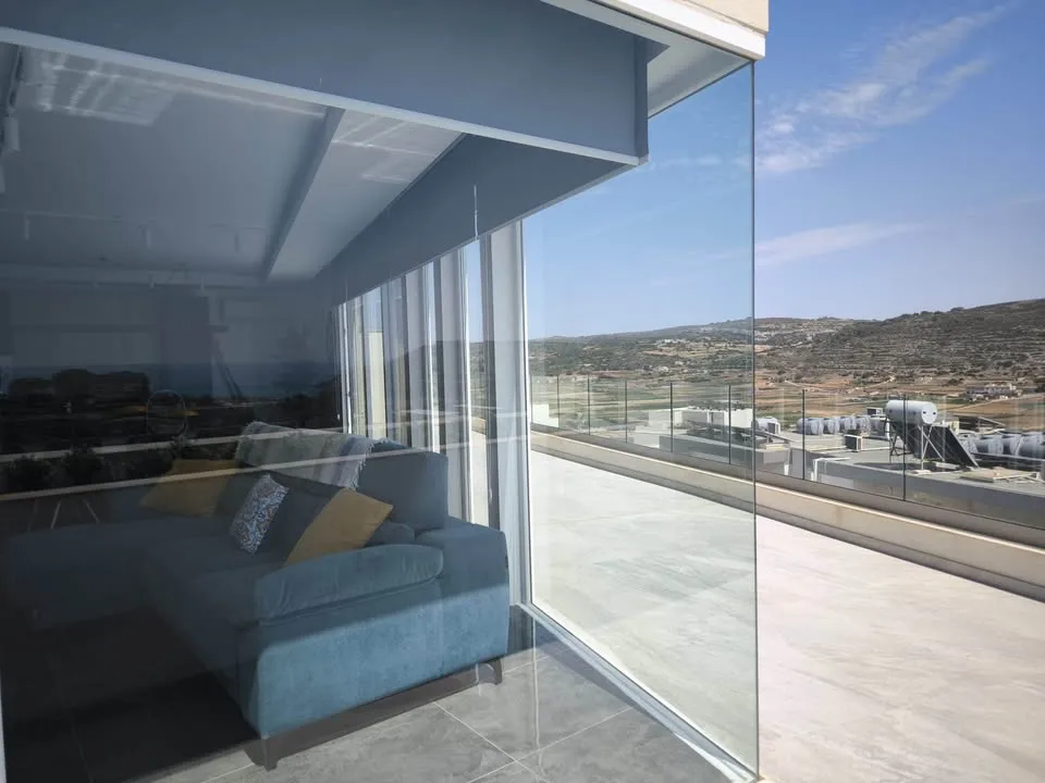 Brand-new designer penthouse in Manikata