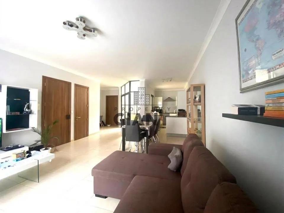 Bright 3-bedroom apartment in Marsaskala